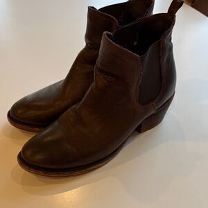 Women's Vintage Made in the USA Brown Leather Cowboy Boots